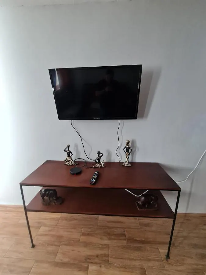 Hermosa Casa Ubicada En Zona Centro, Andares Y Estadio Γκουανταλαχάρα 0*,