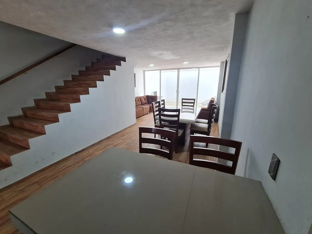 Hermosa Casa Ubicada En Zona Centro, Andares Y Estadio Γκουανταλαχάρα 0*,  Μεξικό